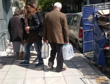 Θεσσαλονίκη: Σε απόγνωση οι κάτοικοι - Χωρίς νερό και διακοπές ρεύματος